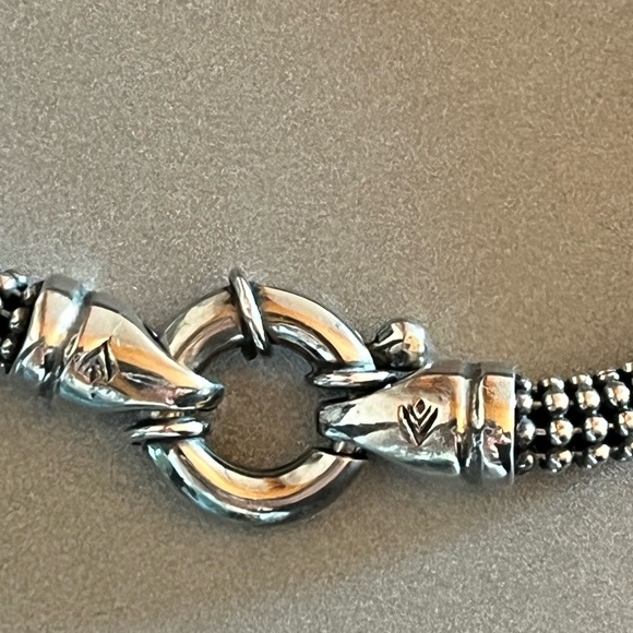 Silpada 925 Sterling Silver  mesh bead bracelet, sailor clasp.  Rare find 🔥 - Picture 3 of 8